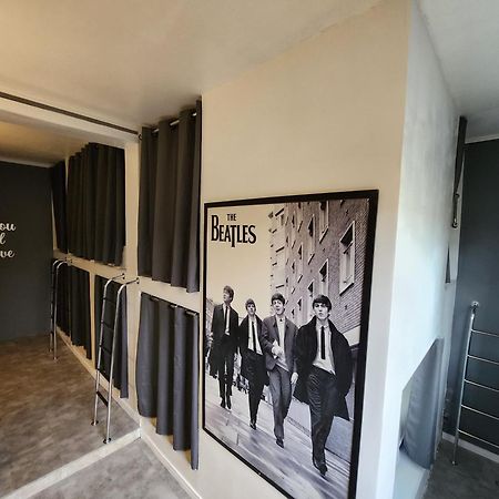 Vila Rock Hostel - Proximo Allianz Parque, Vila Madalena, Av Paulista, Hospital Das Clinicas Incor Fmusp Sao Paulo Bagian luar foto